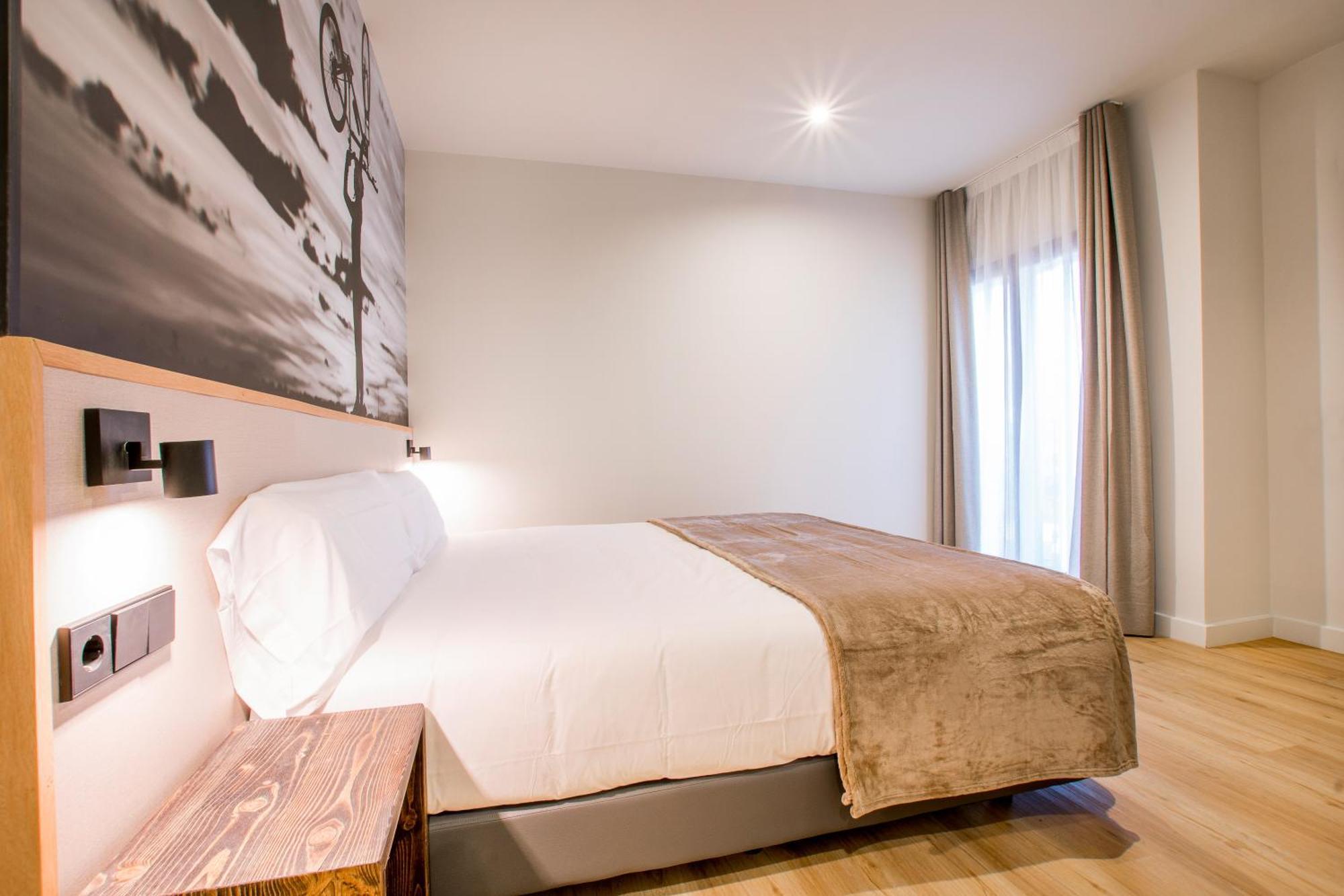 Hotel Llivia Hotel